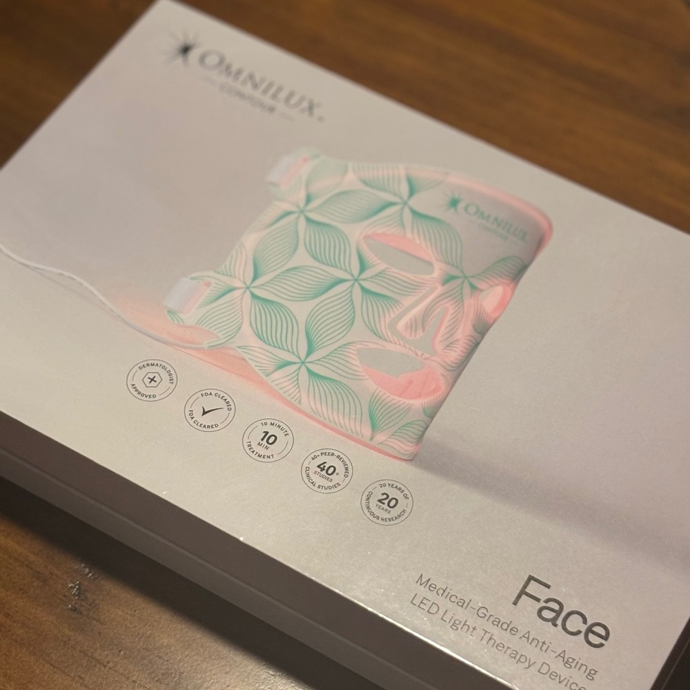 Omnilux Contour LED Red Light Mask